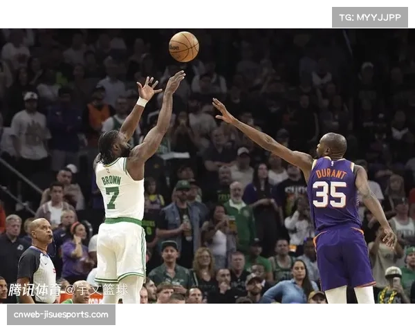 凯尔特人三分险胜活塞 布朗33分10篮板对飙坎宁安42分